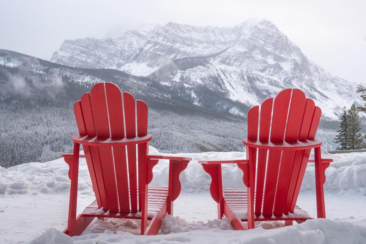 Storm Mountain Lodge & Cabins Castle Junction Esterno foto